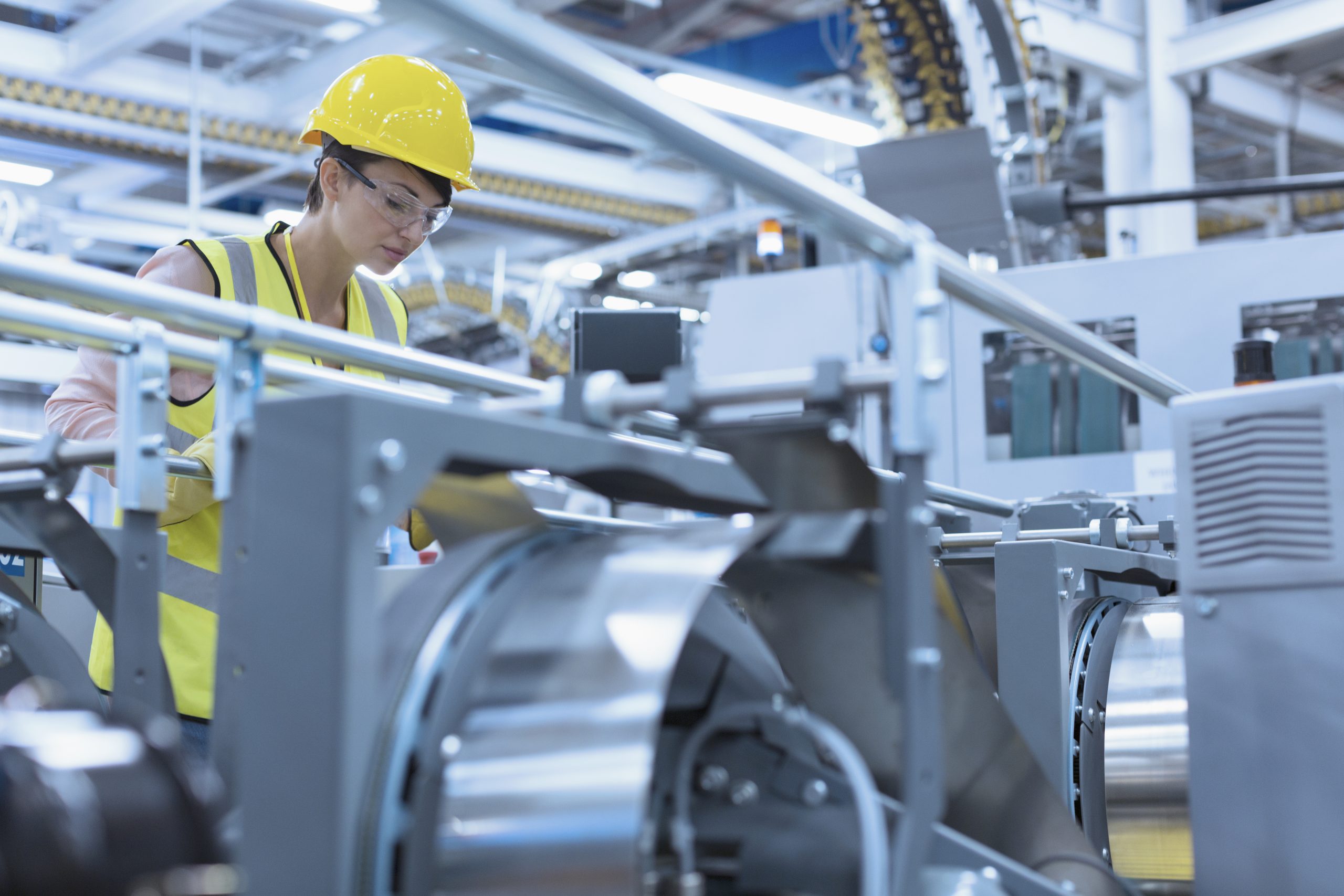 Technology trends in manufacturing: keep the advances, avoid the risks